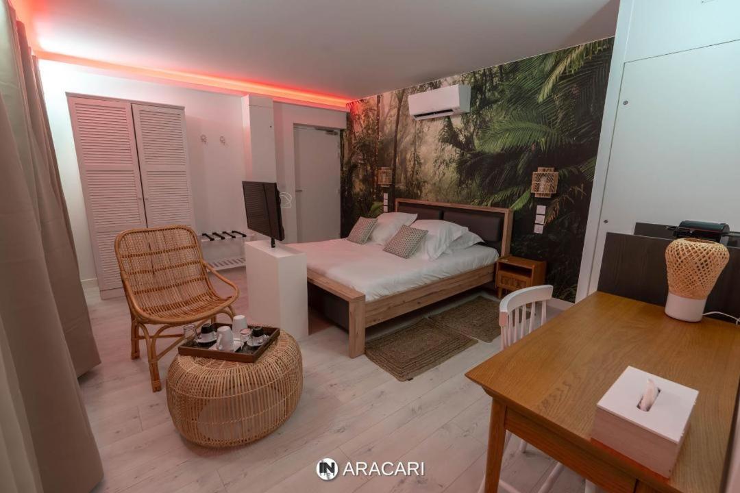 Aracari Hotel Villars-les-Dombes Exterior photo